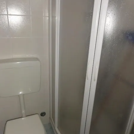 Comfortable Near The Promenade And Shops Apartment *